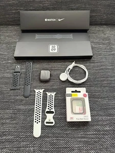 Apple Watch Nike SE 44mm - Bild 1 von 13