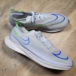 Nike Uomo Taglia 12.5 ZoomX Streakfly Scarpe da Corsa su Strada Nero/Oro (DJ6566-006) - Foto 1 di 13