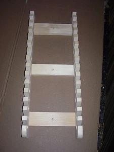 Estante de exhibición de baquetas acabado natural madera de pino tiene capacidad para 15 pares acabado de capa transparente - Imagen 1 de 4