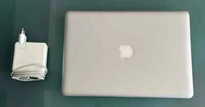 Apple MacBook Pro 13”, Mitte 2012, 2,5 GHz Intel Core i5, 4 GB DDR3, 1 TB HDD - Bild 1 von 4