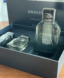Tumi AWAKEN [08:00 GMT] Parfum Spray 3 Pc Gift Set 3.4 oz 1oz & Travel .5 oz Box
