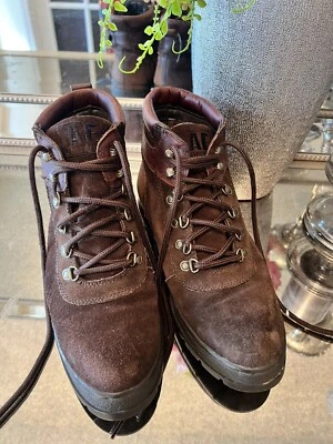 Botas para mujer American Eagle Outfitters talla 9M marrón gamuza Foto 1 de 4