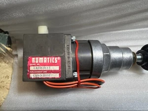 NEW NUMATICS 12rs1211c / 12RS1200C PRESSURE REGULATOR WITH GAUGE FAST FREE SHIP - Picture 1 of 8
