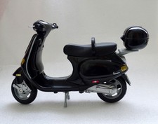My Scene Madison Black Scooter