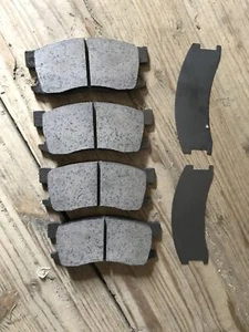 HONDA CIVIC I SHUTTLE BREMSKLOTZSATZ BREMSBELAGSATZ VORNE NEU 45022-SB6-N !!!! - Bild 1 von 1