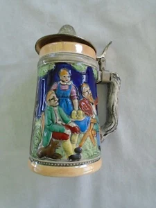 Schloss Lembeck 7" Decorative Lidded Ceramic Stein - Picture 1 of 4