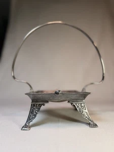 Cesto porta spose vittoriano placcato argento ornato con piedi - Foto 1 di 10