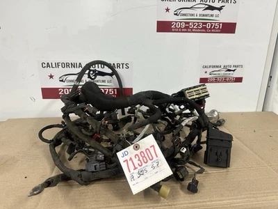 CHRYSLER 300 5.7 2017 RWD FABRICANTE DE EQUIPAMENTO ORIGINAL PLUGUE DE MOTOR CHICOTE DE FIOS SOB O CAPÔ - Imagem 1 de 4