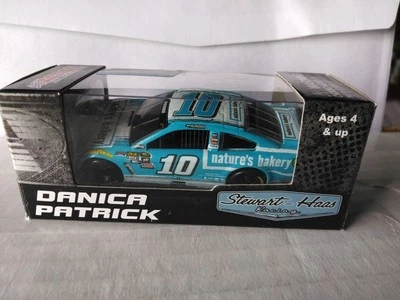 Danica Patrick 1/64 2016 #10 Nature's Bakery Chevy SS - Image 1 of 4