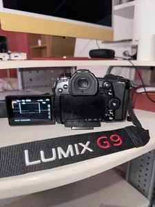 Panasonic Lumix G9 Spiegellose Systemkamera, Schwarz - Bild 1 von 3