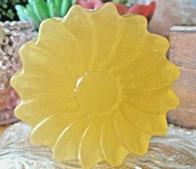 New Handmade Natural Nectarine Blossom & Honey type Fragrance Glycerin Bar Soap - Image 1 of 4