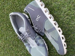 MENS 9 On Cloud 5 Green Gray Laced Running Shoes Comfort Olive Lifestyle - Picture 1 of 5