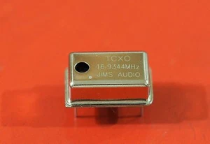 TCXO 16.9344MHz 0.5ppm Super Low Jitter 6ps una pieza - Imagen 1 de 1