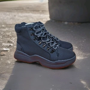 Rocketdog Black Boot Crimson US 6M Woman Nylon - Picture 1 of 7