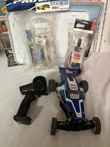 Team Losi Mini JRX 2 RC Car And Extras - Picture 1 of 12