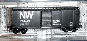 Micro-Trains Z-Scale -  40ft Standard Box Car Norfolk & Western #39651 - 5000067 - Picture 1 of 1