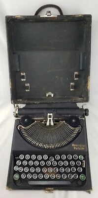 Antigua máquina de escribir portátil Remington modelo antiguo con estuche y llaves verdes Foto 1 de 4