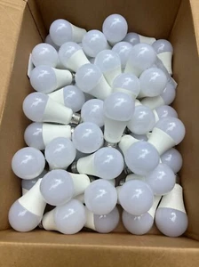 50 Smart Bulb, AL Dimmable E26 9W Wi-Fi LED, used, with scratch, stain, - Picture 1 of 10
