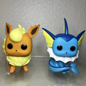 Funko Pop! Pokemon Eevee Evolutions Lote VAPOREON #627 FLAREON #629 Suelto Fuera de Caja - Imagen 1 de 8