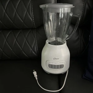 Oster Easy Clean 5 Speed With 1.5 L Glass Top By Sunbeam - Picture 1 of 5