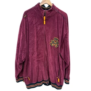 Akademiks Velour Trainingsjacke Herren Gr. XXL Burgund Stadium Division Y2K Vintage - Bild 1 von 9