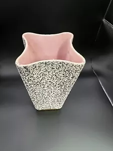 Shawnee Kenwood MCM Pottery Confetti Vase Pink Black Gold Tri Lobe Splatter - Picture 1 of 3