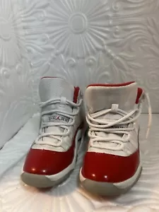 Size 2.5 (PS) - Jordan 11 Retro Mid Cherry - Picture 1 of 19