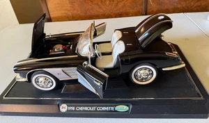 Gearbox #17952 - 1958 Chevrolet Corvette 1/12 Black Roadster - Picture 1 of 12