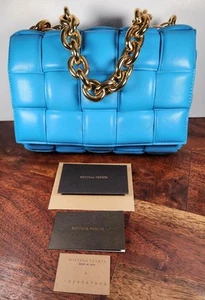 Bottega Veneta Cassette Chain Crossbody Bag Padded Maxi Intrecciato Leather - Bild 1 von 13