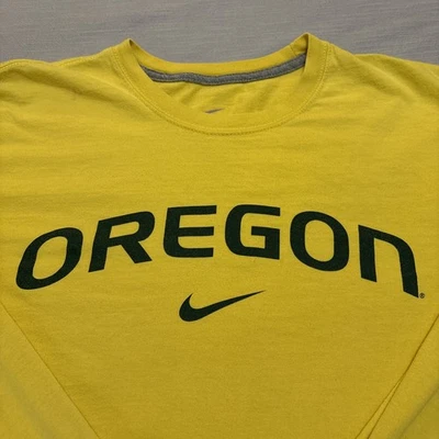 Nike Oregon Ducks Shirt Men's L Yellow Long Sleeve Swoosh Graphic Print NCAA * - Image 1 of 4