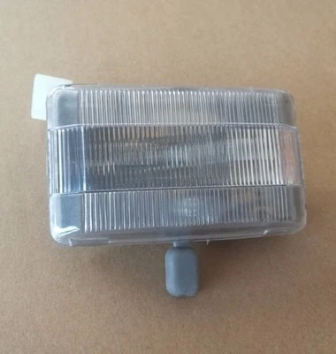 Rear Room Light Reading Lamp Assy for Mitsubishi Pajero Montero Shogun 1990-2004 - Image 1 of 3