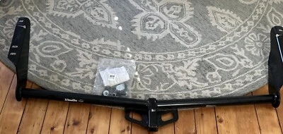 NUEVO Enganche de remolque apretado clase 2 negro receptor 1,5"" Toyota Sienna 2004-2020 Foto 1 de 4