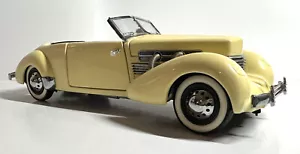 1937 Cord 812 Phaeton Coupe Convertible Yellow Franklin Mint 1:24 Scale - Picture 1 of 10