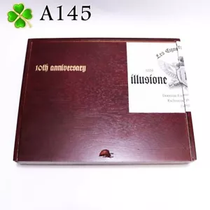 Scatola portasigari in legno Illusione 10° anniversario Epernay 8,25" x 6,5" x 1,25" A145 - Foto 1 di 7