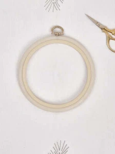 Round Flexi Hoop Nurge 230-2 White - Picture 1 of 3