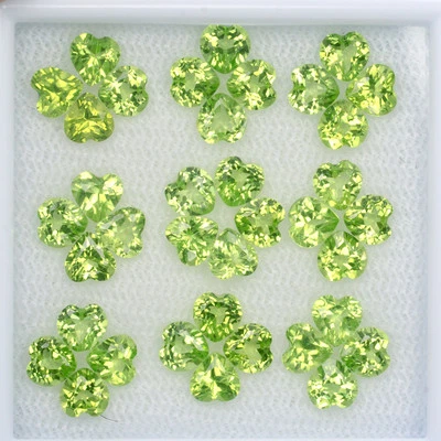 WONDROUS SET! 10ct. 32PCS Best 100%Natural Green Peridot Heart 4mm #8 - Image 1 of 3