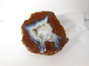 Thunderegg Hälfte / selten blau mit Kristallen / aus Madras Oregon / 7 Unzen - Bild 1 von 19
