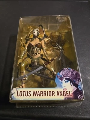 Figura de acción McFarlane Toys 2005 Spawn Regenerated Lotus Warrior Angel  Foto 1 de 2