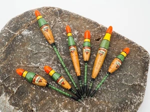 NUEVO - JUEGO DE 7 FLOTADORES BOBBER BOBBER DE CORCHO PERCA PINTADOS VERDE ARCANO ANDREW - Imagen 1 de 3