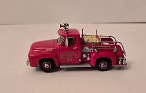 Matchbox 1953 Ford Pickup Truck International Fire Engine Garden City YFE14 - Picture 1 of 8