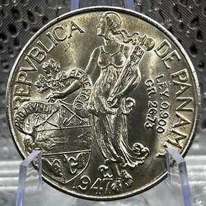1947 KEY ONLY 500K ONE UN / VN PANAMA BALBOA 90% SILVER DOLLAR Shiny Coin - Picture 1 of 12