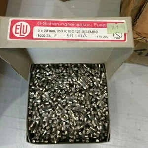 LOTTO DI 22000 PZ 22 K FUSIBILI 50 mA 5x20 mm 250 V FUSIBILI RAPIDI IN VETRO - Picture 1 of 5
