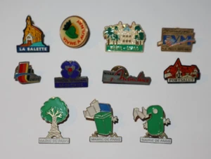 Lot de 11 Pin's + Attaches Thème Ville Village Mairie de France - Picture 1 of 1