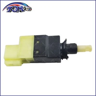 New Brake Light Switch For Mercedes-Benz Sprinter CLS550 Freightliner Sprinte - Image 1 of 4