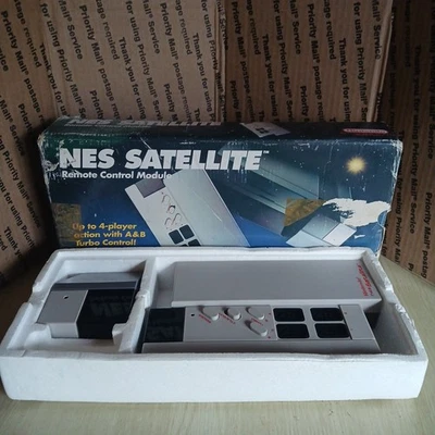 Original Nintendo NES Satellite Wireless 4-Player Adapter in box mint -Looks New - Image 1 of 4
