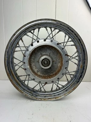 Kawasaki CSR750 M1 1982 doble cubo de llanta trasera Foto 1 de 4