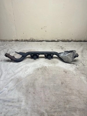 91-95 BMW 525 E34 Subchasis medio delantero travesaño tubo sedán OEM 31121138244 Foto 1 de 4