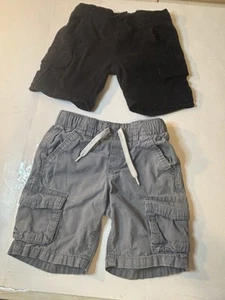 Lot Of 2 Size 4T Gray Old Navy Black Street Rules - Picture 1 of 7