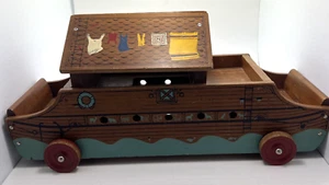 Vintage Holgate Toys Noah's Ark Wooden Pull Toy -Antique 1940's Great Graphics - Picture 1 of 20