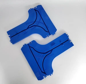 T-Point Track "A" x2 Blue - Tomy Big Loader Construction #5003 REPLACEMENT PART - Picture 1 of 4